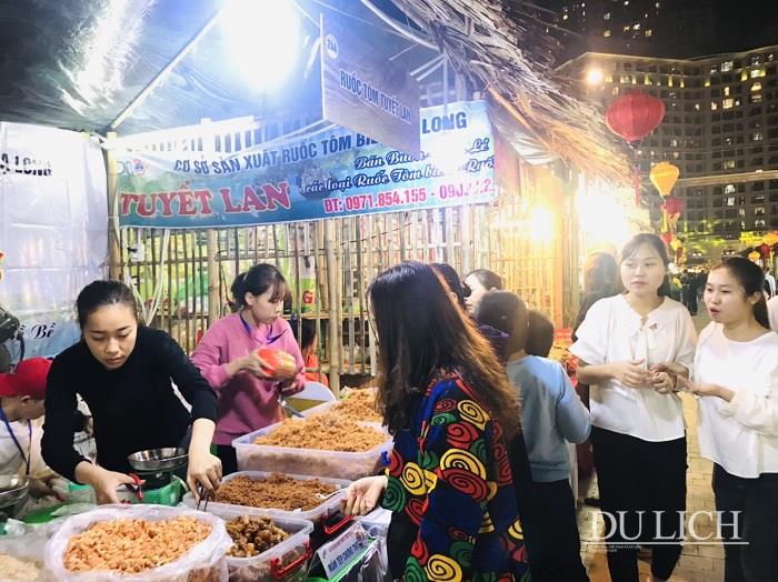 Nhiều gian hàng với sản phẩm chất lượng được trưng bày tại Hội chợ Đặc sản Vùng miền Việt Nam 2019. Ảnh minh họa